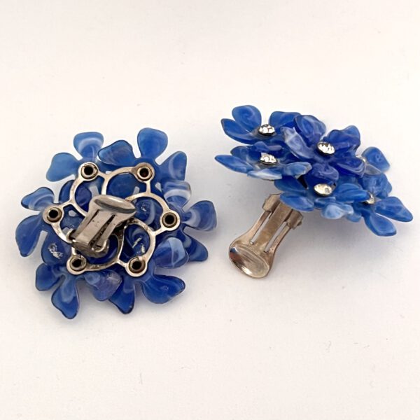 Blue flower ear clips - Image 3