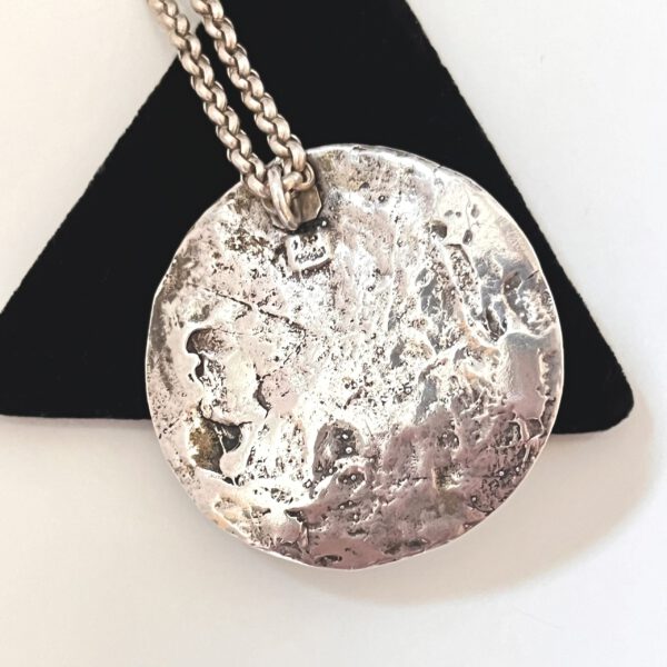 Silver and amethyst pendant - Image 5