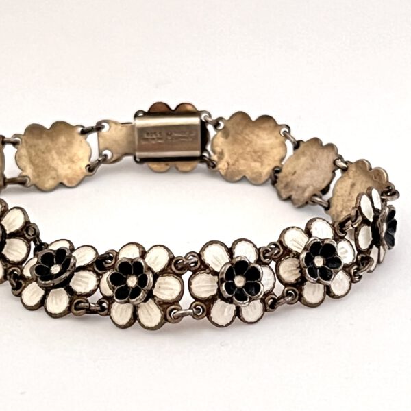 Black and white enamel flower bracelet - Image 2