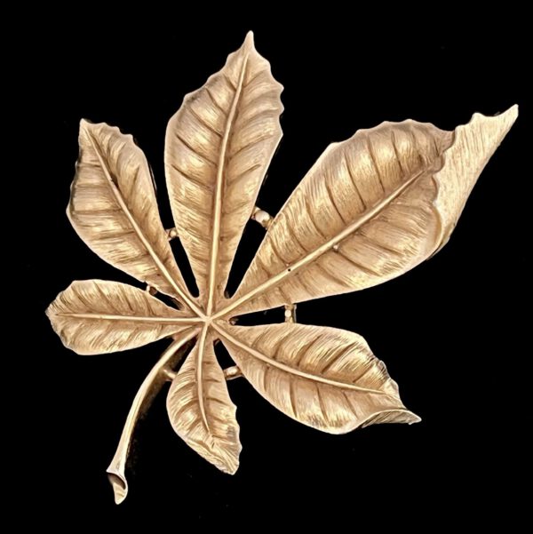 Vintage Trifari Leaf