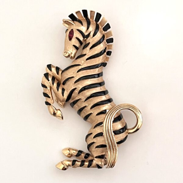 Trifari Zebra Brosche