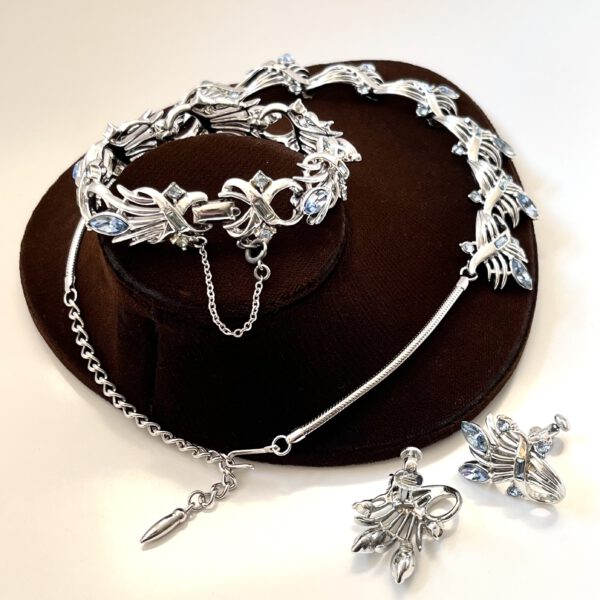 Hellblaues Strass-Set von Coro – Bild 5