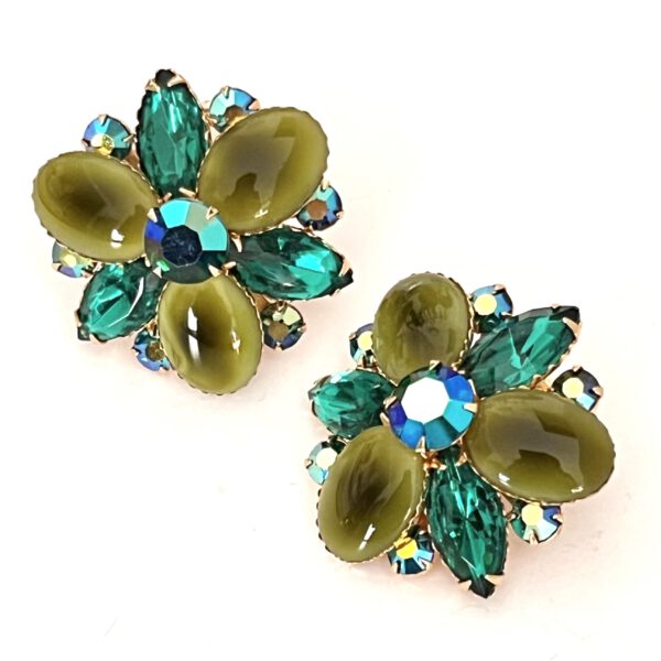 Vintage Clips