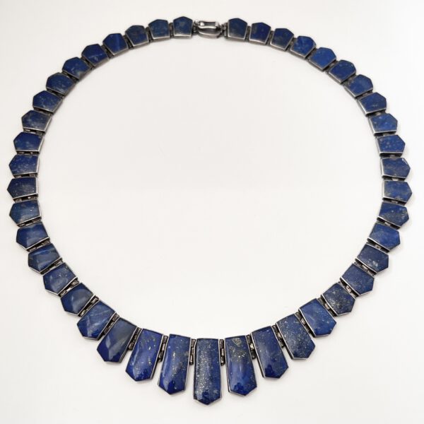 Lapislazulinecklace