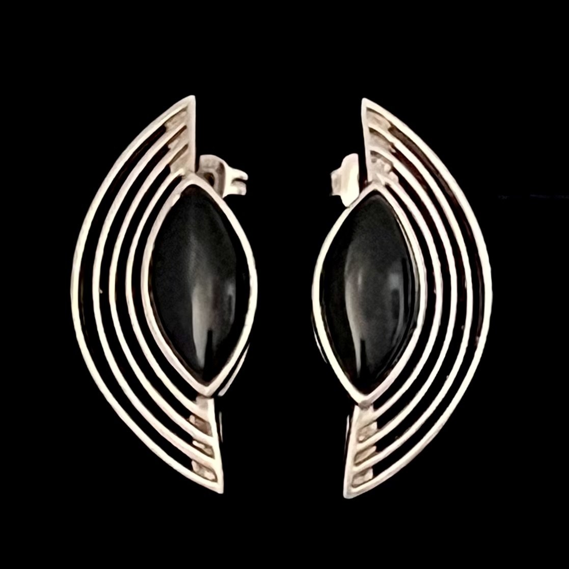Silberohrringe mit Onyx
