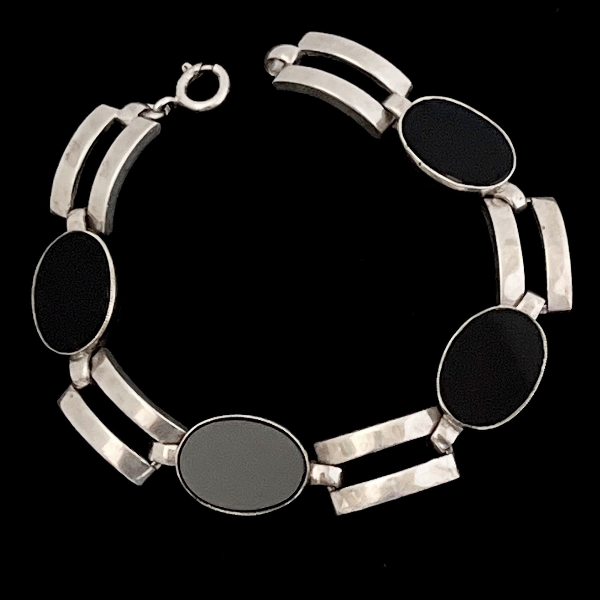Silberarmband mit Onyx