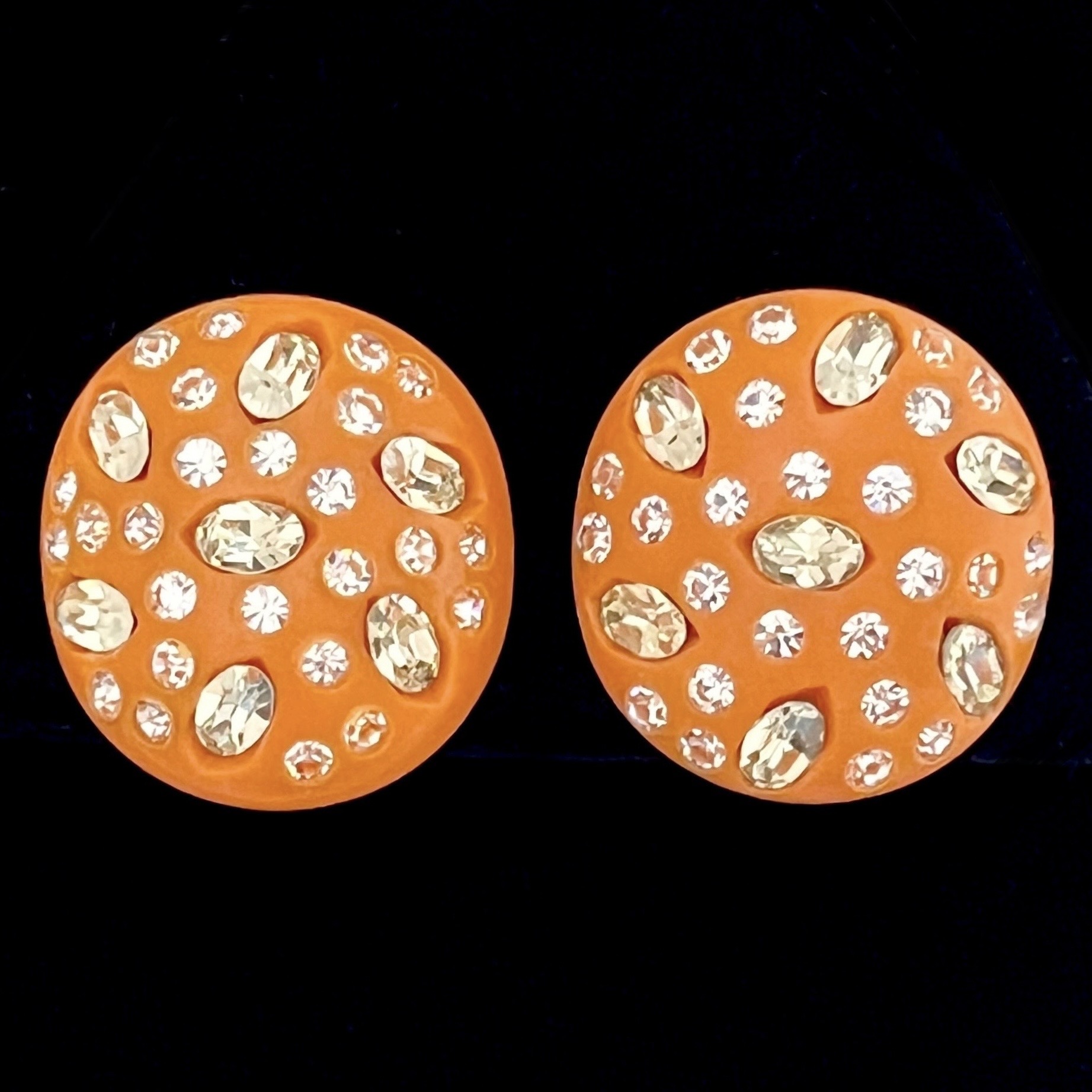 Lucite Ohrclips von Weiss