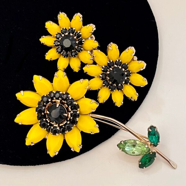 Sunflower Brooch with matching Clips by Weiss USA