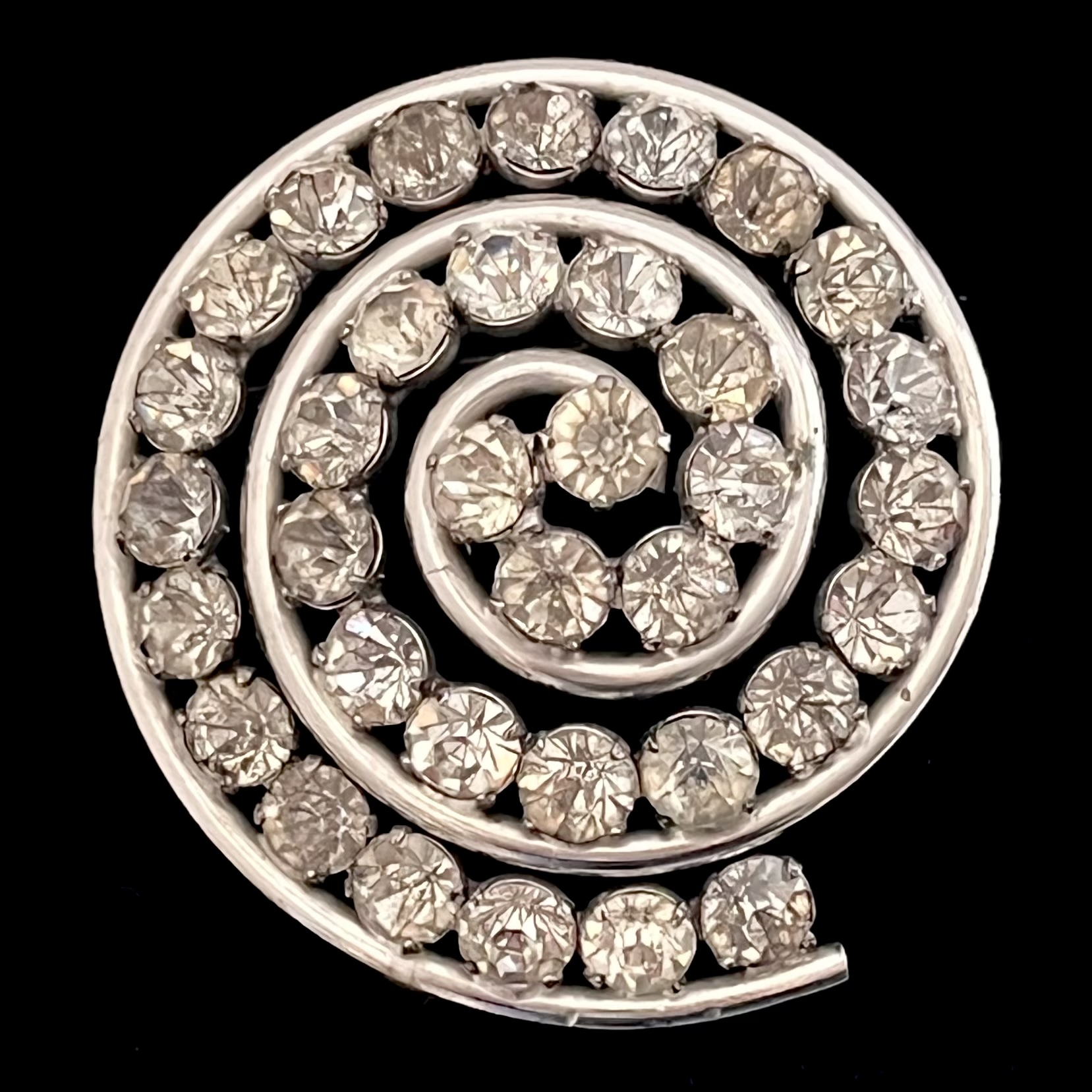 Swirl Brosche Strass