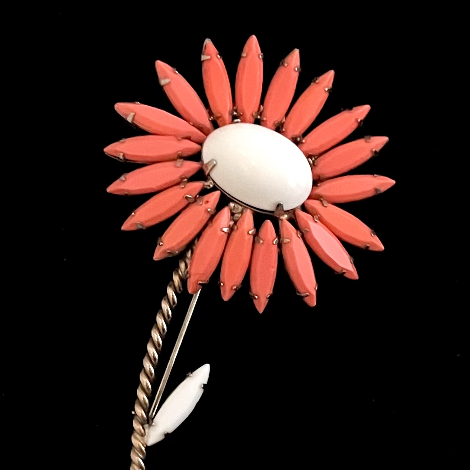 Sixties Blumenbrosche