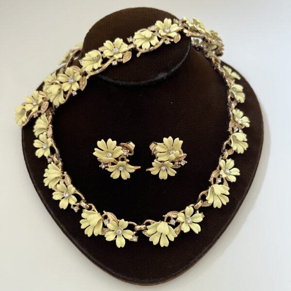 Vintage Trifari Set aus den 1950er Jahren